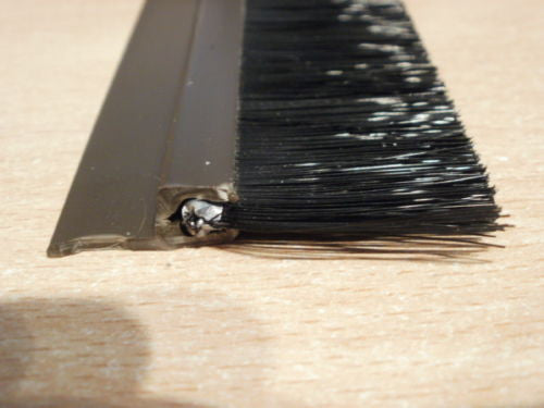 914 mm Dark brown PVCU draught excluder FULL FILL NYLON brush strip, trim 22mm