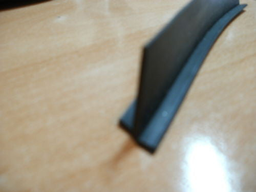 Per mt, T section 20mm X 5mm wide black silicone extrusion EPDM rubber seal.